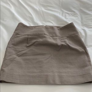 JCrew skirt with back zipper and clasp